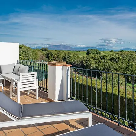 2113-Beautiful 2 Beds Apt With Seaview *